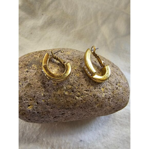 Gold Toned Rhinestones C Hoop Oval Shaped Earrings English Lock Pierced Classy - Picture 1 of 8
